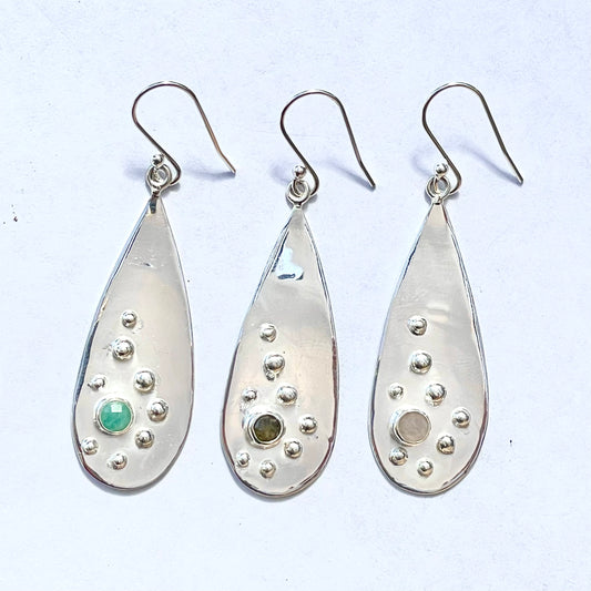Pebble drop earring