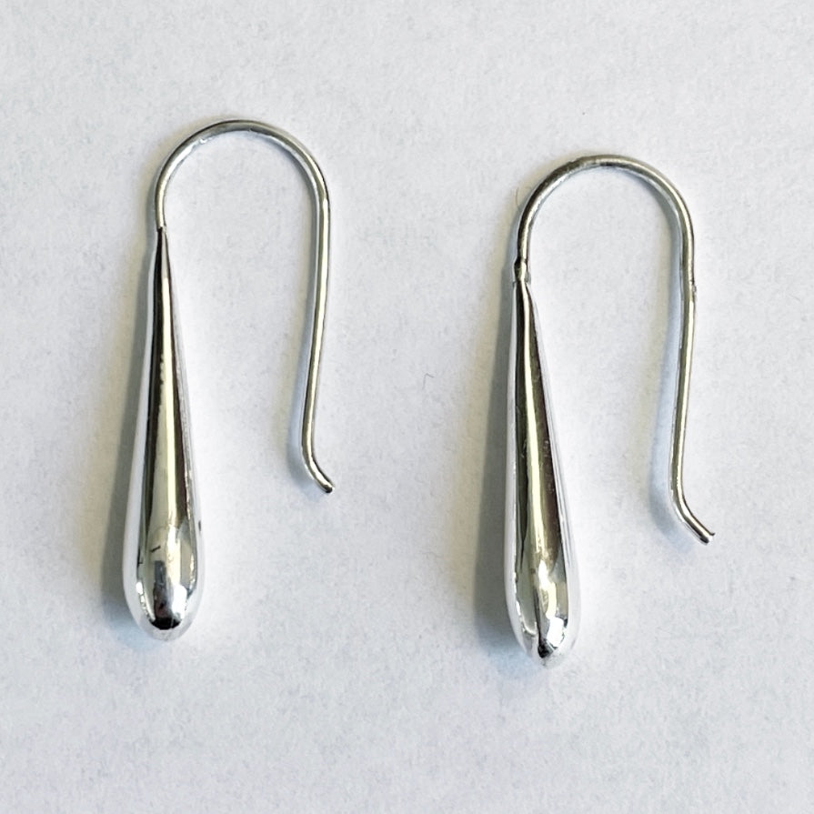 Teardrop earring