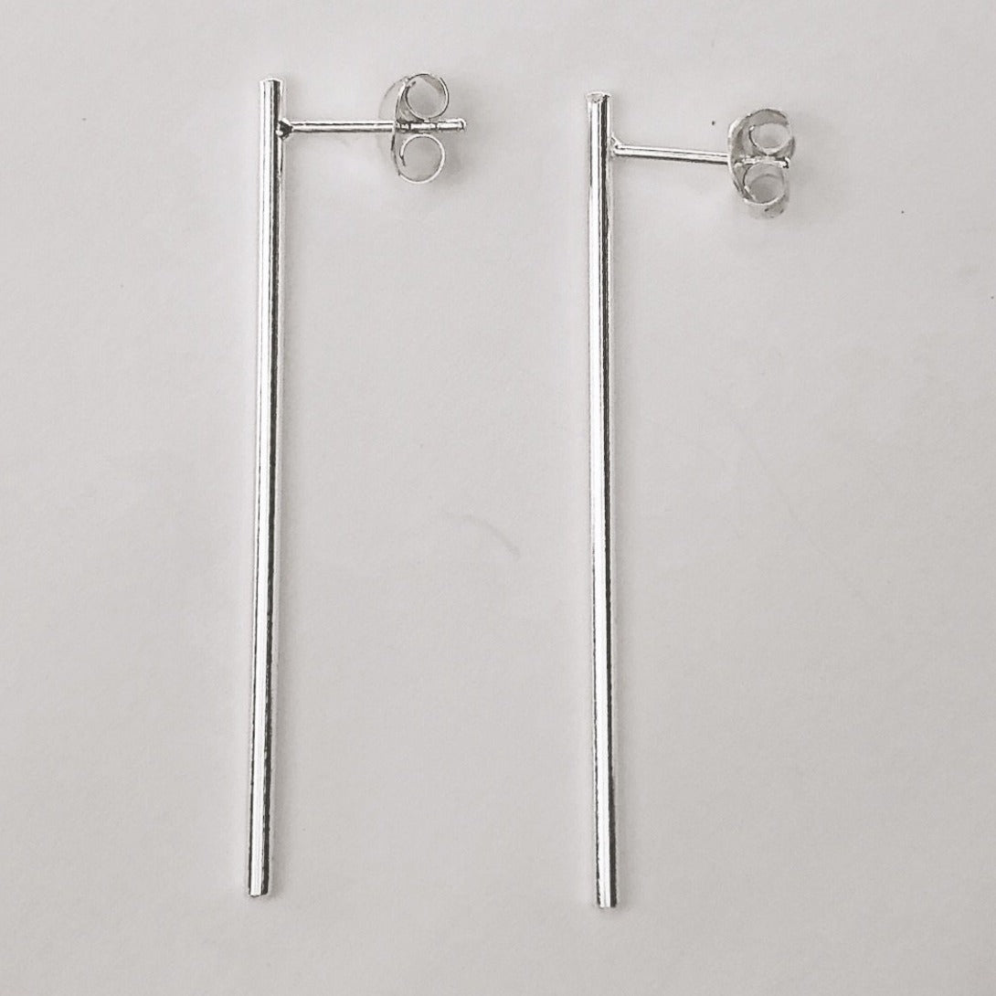 Linear stud earring