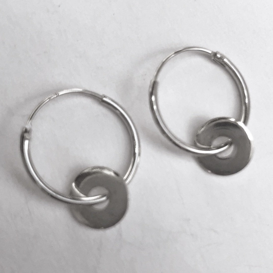 Disk sleeper earring