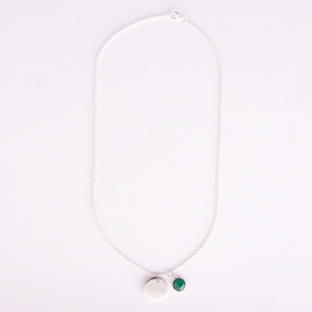 Gem and charm necklace (emerald)